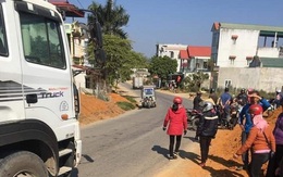 Thanh niên lái xe máy tông trực diện xe tải, tử vong ở Sơn La