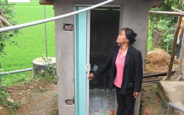Xây dựng nhà tiêu hợp vệ sinh để bảo vệ sức khỏe cho cả gia đình