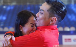 Chồng trẻ giành Huy chương Vàng Sea Games, Khánh Thi khóc nức nở vì hạnh phúc