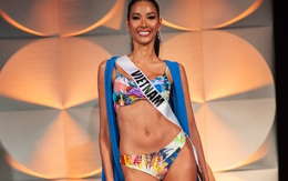 Hoàng Thùy đọ dáng với bikini bên các đối thủ Miss Universe