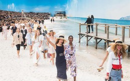 Nhìn những show diễn này, mới thấy vì sao người đàn ông cô độc này được gọi là thiên tài