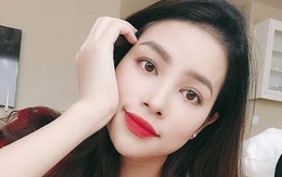 Hoa hậu Phạm Hương khoe ảnh 'hồn nhiên tuổi 13'