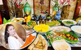 Diệu Hương mất hơn hai giờ để chuẩn bị mâm cỗ cúng 11 món