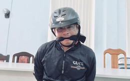 'Nghịch tử' chém chết cả nhà bị bắt khi đang vác dao đi tìm chị ruột