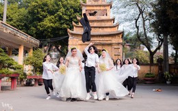 Khi lớp có cả tá con gái và chỉ có 2 thằng con trai thì cho ra đời bộ ảnh kỷ yếu 'chất như nước cất' thế này đây