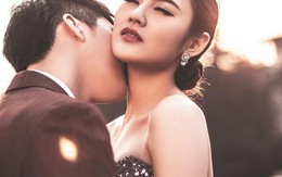 Ức chế khi vợ yêu đương đắm đuối với một người lạ trong máy tính