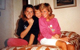 Diana rạng rỡ trong ảnh do hai con trai chụp