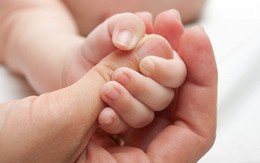 Bệnh viện Bạch Mai lên mạng xã hội tìm thân nhân bé sơ sinh 1 ngày tuổi tử vong tại viện