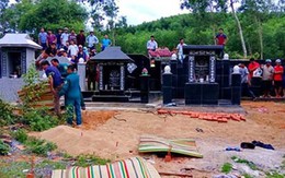 Con trai sát hại mẹ bên cạnh mộ của cha
