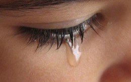 Đừng sợ thiên hạ chê cười, đàn bà ly hôn thêm lần nữa còn hơn là chịu đựng gã chồng vô lại