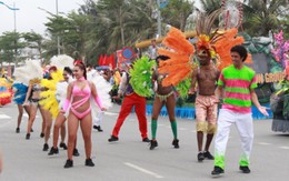 Lần đầu tiên lễ hội Carnival sôi động, đầy sắc màu diễn ra tại thành phố biển Sầm Sơn