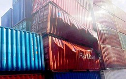 Thùng container chứa bột chế biến tôm phát nổ ở cảng Cát Lái