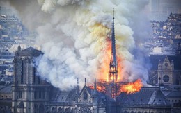 Lịch sử đằng sau tháp nhọn bị thiêu rụi của nhà thờ Đức Bà Paris