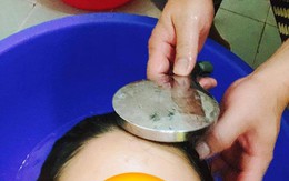 Bố “chế” tiệm gội đầu cho con gái tại gia: Đời này làm gì có ai thương con gái hơn bố