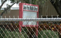 Hai nữ sinh 14 tuổi bị bắt vì lên kế hoạch giết 9 người