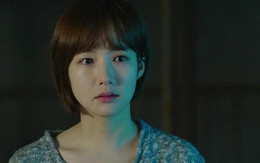 Gặp lại chồng đang tình cảm bên con trai và vợ mới, vợ cũ buông một câu khiến gia đình hạnh phúc bỗng hoang mang tột độ