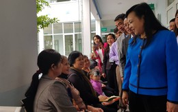 Bộ trưởng Y tế gợi ý Hà Nội cách tận dụng nhân lực y khoa chất lượng cao về xã
