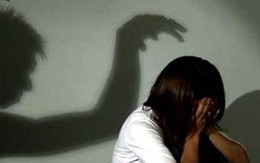 Xin ngủ nhờ rồi dâm ô với bé gái 14 tuổi