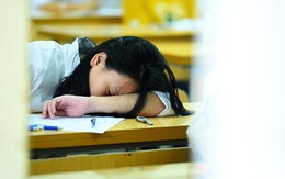Thi lớp 10 ở Hà Nội: 8 điểm mỗi môn vẫn trượt, 3 điểm vẫn đỗ