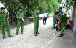 Mẹ chết, vợ chồng người con bị đâm nhiều nhát