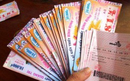 Camera tố giác nam thanh niên cướp vé số