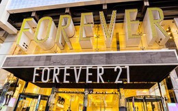 Khi Topshop sụp đổ, Forever 21 khốn đốn vì cửa hàng thời trang online