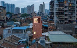 Căn nhà “một mình một kiểu” nổi bật giữa khu phố toàn nhà cổ