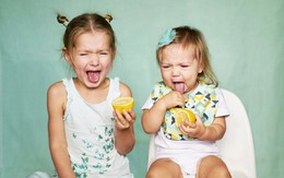Lý do chúng ta nhăn mặt khi ăn đồ chua?