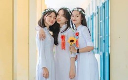 Hai nữ sinh xinh xắn ở Quảng Nam có điểm văn cao nhất nước