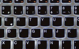 Vì sao chữ cái trên bàn phím máy tính không xếp theo thứ tự bảng chữ cái?