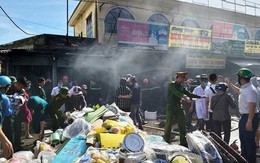 Nghệ An: Cháy ki ốt ở chợ Hưng Dũng, tiểu thương hoảng loạn ôm hàng bỏ chạy