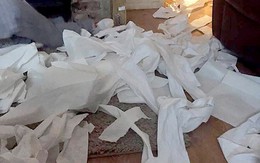 Phòng con gái ngập giấy vệ sinh bốc mùi, người mẹ bàng hoàng phát hiện sự thật đau lòng đằng sau