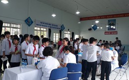 Khám sức khỏe miễn phí cho gần 2.000 học sinh sau vụ cháy Công ty Rạng Đông