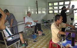 Khoa YHCT - Trung tâm Y tế huyện Gò Công Tây (Tiền Giang): Điểm tựa của bệnh nhân phục hồi chức năng
