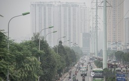 Không khí Hà Nội những ngày này đang bị ô nhiễm nặng, người dân đối mặt với những hiểm nguy nào?