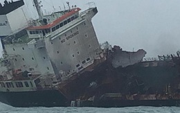 Tàu chở dầu Việt Nam bốc cháy tại Hồng Kông, 25 thuyền viên gặp nạn