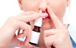 Nghẹt mũi, nên dùng thuốc uống hay thuốc xịt?