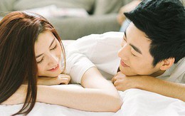 Tái mặt khi chồng bị bắt quả tang hú hí trên giường mà vợ chỉ cười khẩy rồi bỏ đi