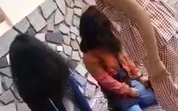 Xôn xao clip nữ sinh bắt 2 bạn gái quỳ gối, nắm tóc, đánh đập nhiều lần, nghi do mâu thuẫn tình cảm