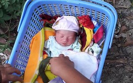 Phát hiện một bé gái sơ sinh bị bỏ rơi trước của nhà lương y tại Bắc Giang