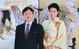 Vừa công bố ảnh lịch của năm, Hoàng hậu Nhật Bản đã 'gây sốt' với vẻ đẹp vượt thời gian, mặc lại đồ cũ 22 năm vẫn thần thái ngút ngàn