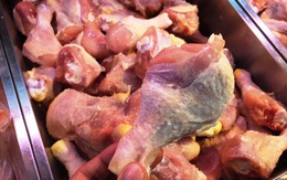 1 kg thịt gà giá bằng một bó rau: Cần phải cân đối lượng gà ngoại nhập?