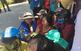 Cha mẹ ngã quỵ bên thi thể nữ sinh Quảng Trị bị xe tải cán tử vong