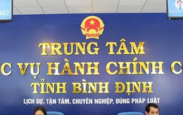 Cán bộ 'cười khanh khách vào mặt dân' bị tạm dừng công việc