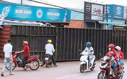 Thùng container rơi, đè chết 2 vợ chồng