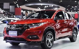 Đầu tháng 11, Mazda, BMW, Toyota, Honda... đua nhau giảm giá xả hàng