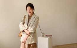 Nghĩ tưởng đơn giản nhưng không phải nàng nào cũng biết 4 mẫu áo khoác kết hợp ăn ý nhất với váy