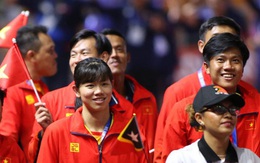 Chủ nhà Philippines trao cờ đăng cai SEA Games 31 cho Việt Nam