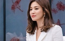 Song Hye Kyo đeo lại nhẫn cưới?