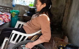 Nghẹn lòng cuộc sống cô độc của người phụ nữ bị bại liệt suốt 20 năm